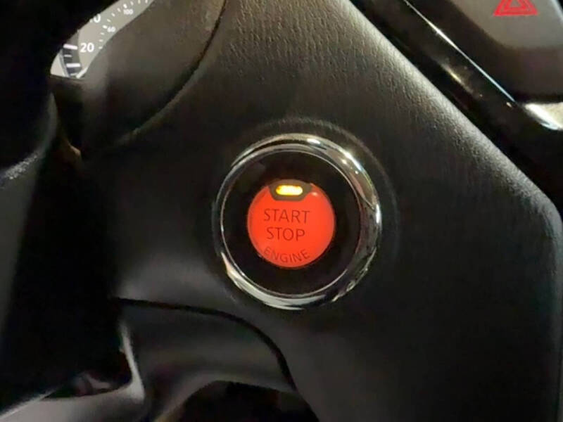 2016 Nissan Pathfinder SV