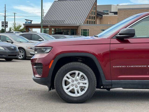 2023 Jeep Grand Cherokee Laredo