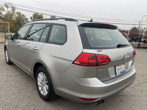 2016 Volkswagen Golf SportWagen TSI Limited Edition