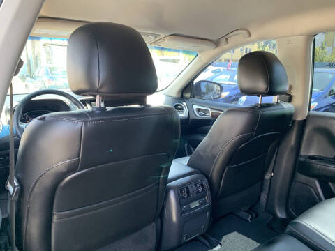 2014 Nissan Pathfinder SL