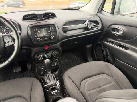 2017 Jeep Renegade Altitude