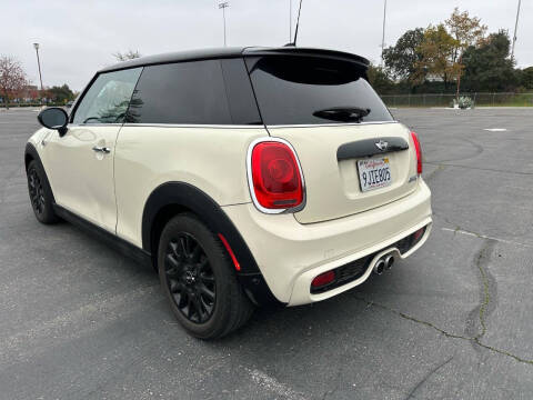 2018 MINI Hardtop 2 Door Cooper S