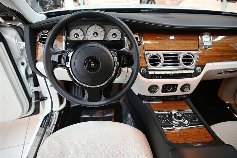 2013 Rolls-Royce Ghost 34