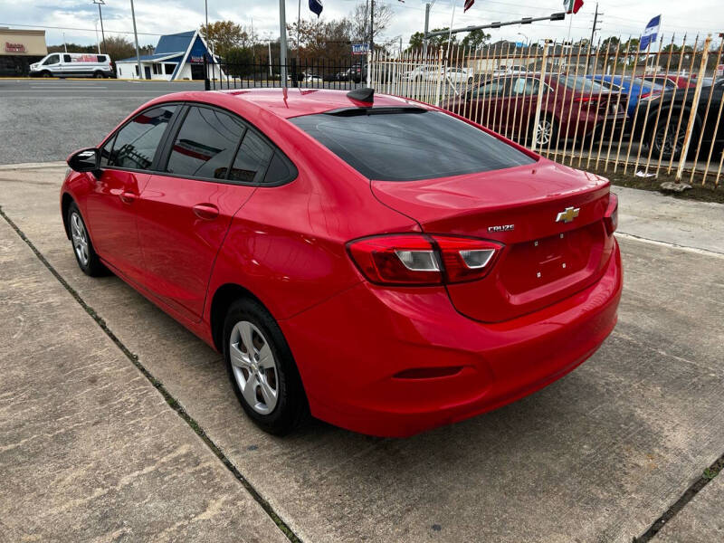 2018 Chevrolet Cruze LS Auto