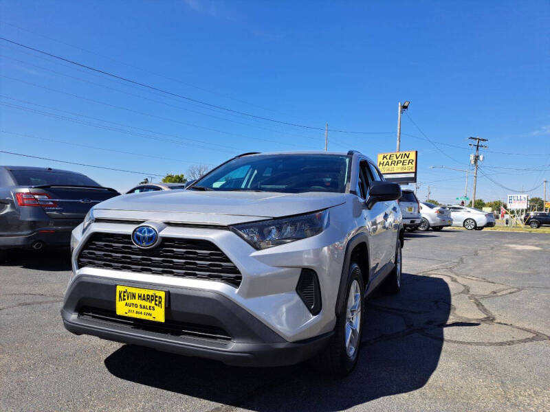 2021 Toyota RAV4 LE's photo