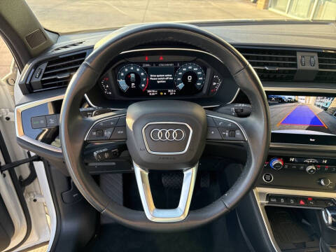 2024 Audi Q3 quattro S line Premium 45 TFSI