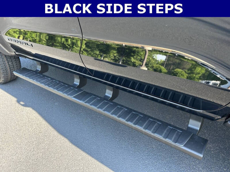 2025 GMC Canyon Denali