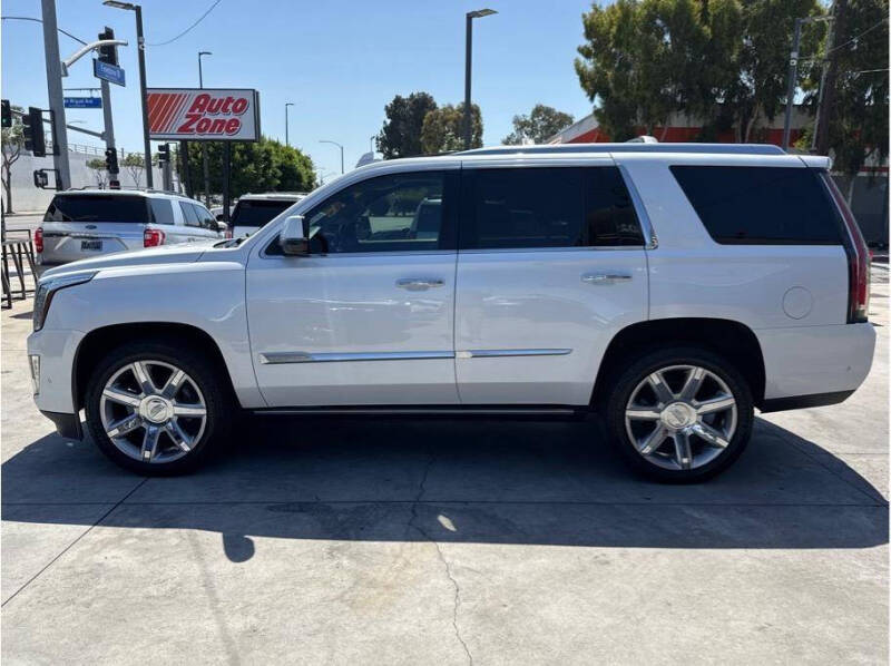 2018 Cadillac Escalade Premium Luxury