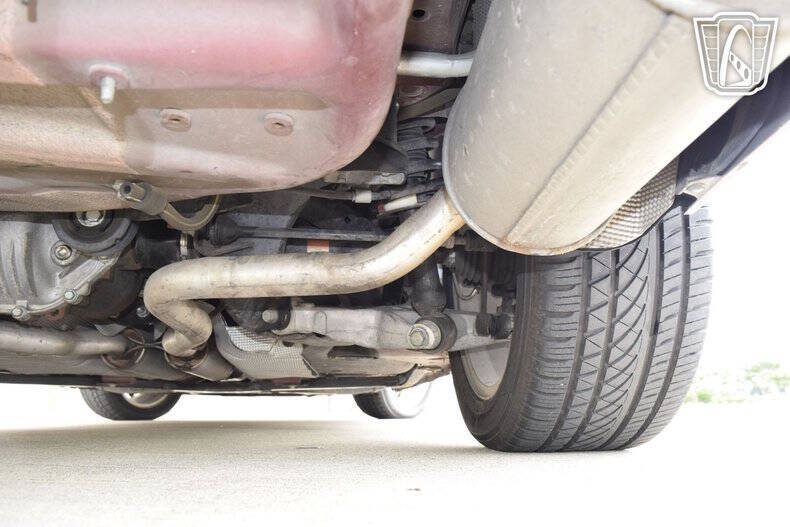 2004 Ford Thunderbird Deluxe