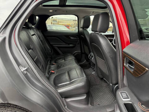 2017 Jaguar F-PACE 35t Prestige