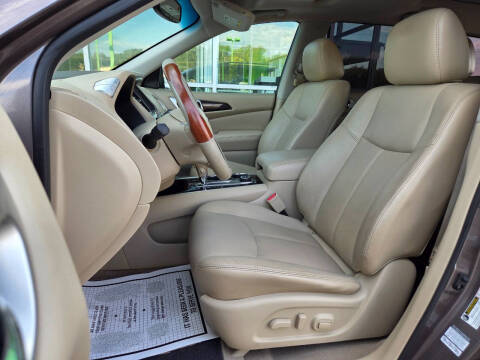 2014 Nissan Pathfinder SL