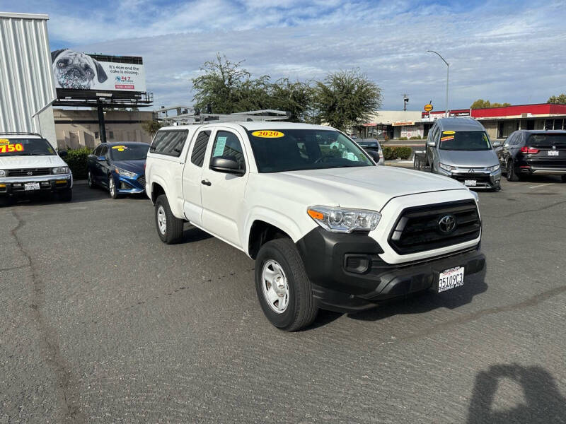 2020 Toyota Tacoma SR photo 8