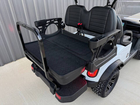 2025 Madjax E4 Lifted