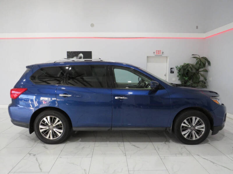 2018 Nissan Pathfinder SL