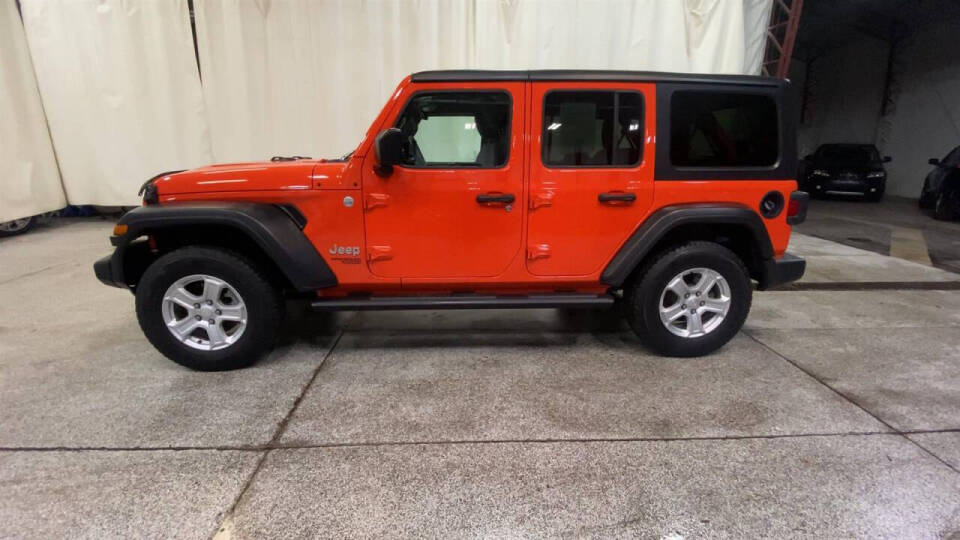 2019 Jeep Wrangler Unlimited for sale at Victoria Auto Sales in Victoria, MN