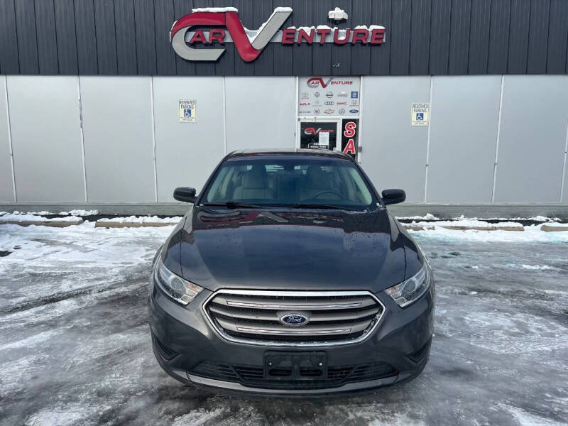2016 Ford Taurus SE