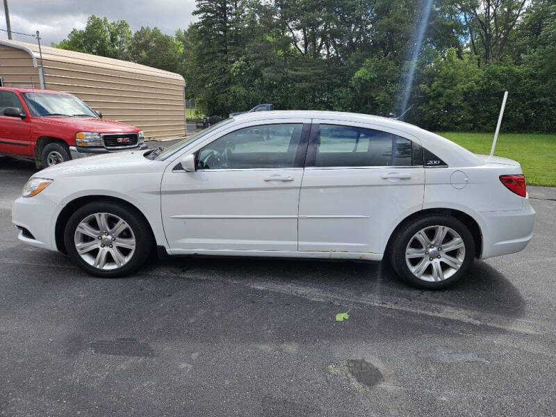 2012 Chrysler 200 LX