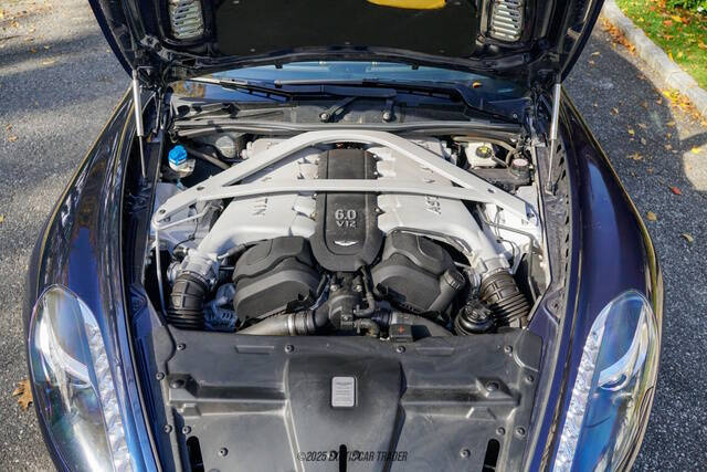 2015 Aston Martin DB9 Volante