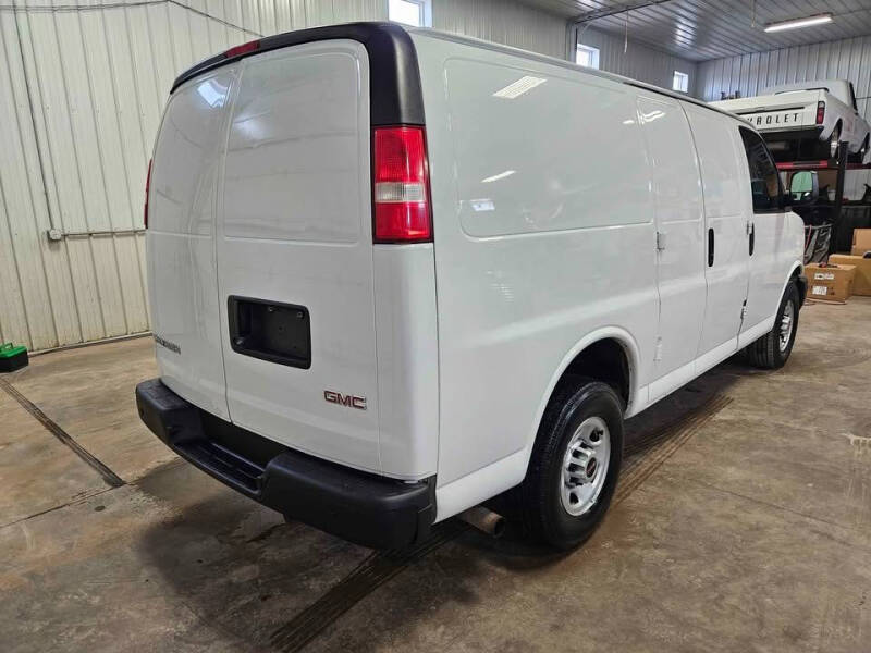 2018 GMC Savana 2500