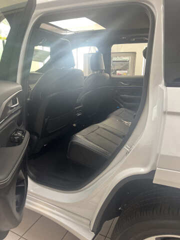 2023 Jeep Grand Cherokee Overland 4xe