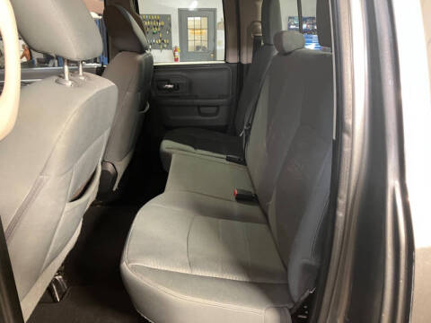2013 RAM 1500 SLT