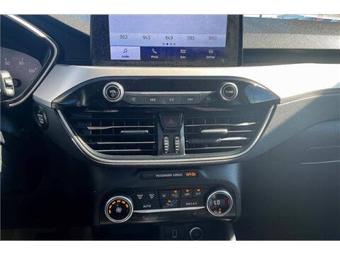 2020 Ford Escape SE