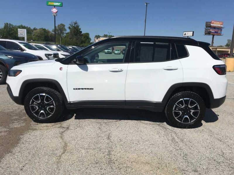 2024 Jeep Compass Trailhawk