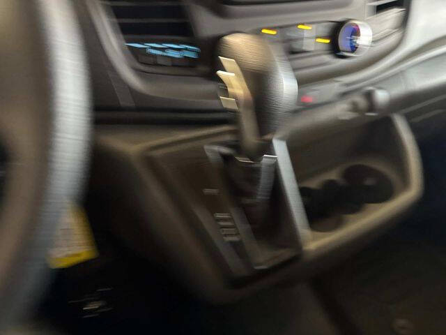 2025 Ford Transit 250