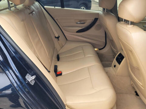 2015 BMW 3 Series 328i