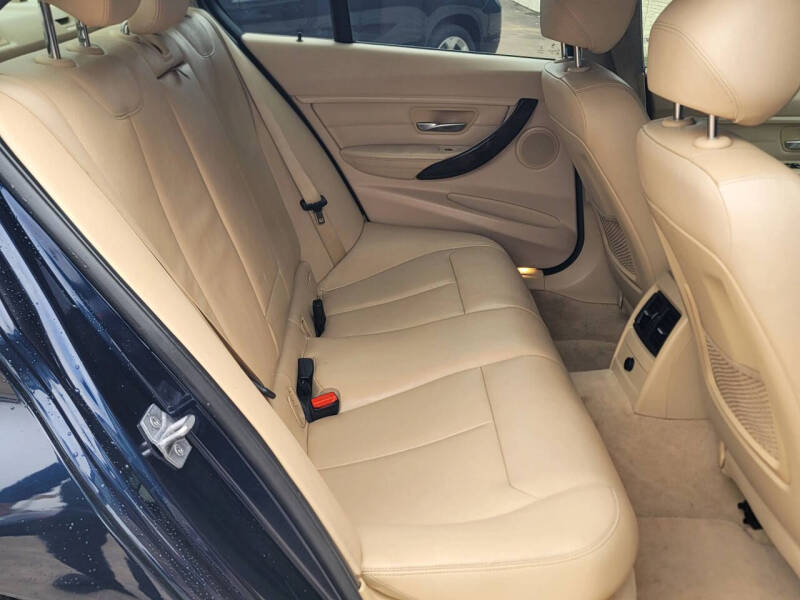 2015 BMW 3 Series 328i