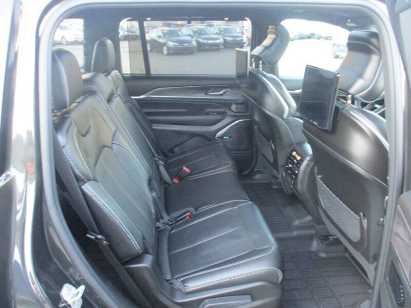 2023 Jeep Grand Cherokee L Overland