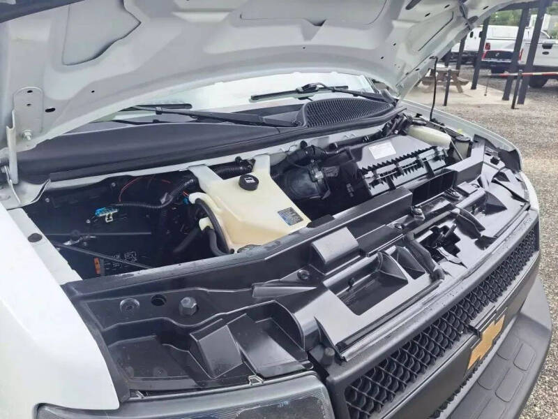 2021 Chevrolet Express 2500