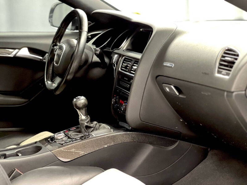 2009 Audi S5 quattro