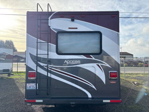 2012 Ford E-Series E-450 SD