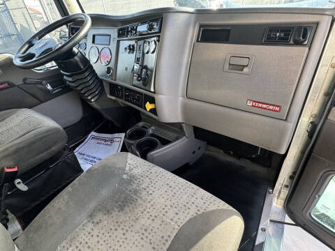 2020 Kenworth T270