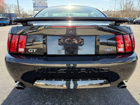 2002 Ford Mustang GT Deluxe