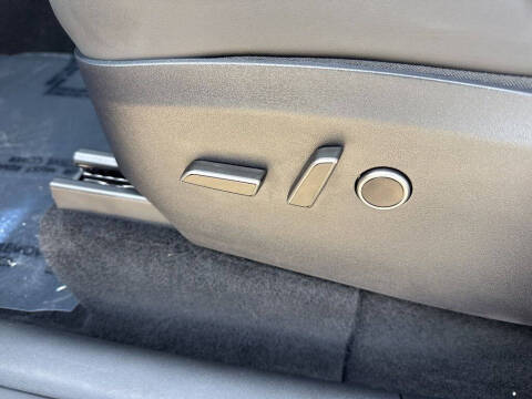 2025 Tesla Model Y Performance