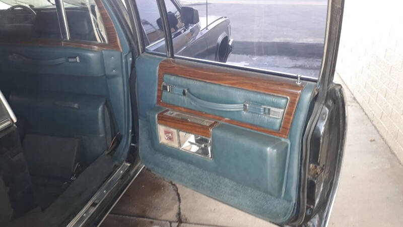 1977 Cadillac Fleetwood