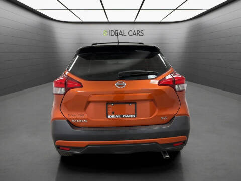 2019 Nissan Kicks SR