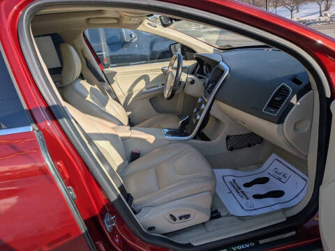2015 Volvo XC60 T5 Drive-E Premier