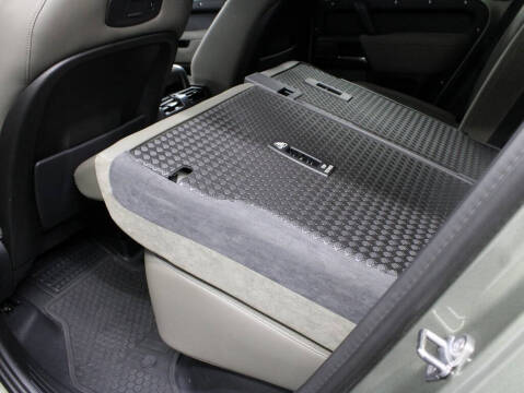 2020 Land Rover Defender 110 S