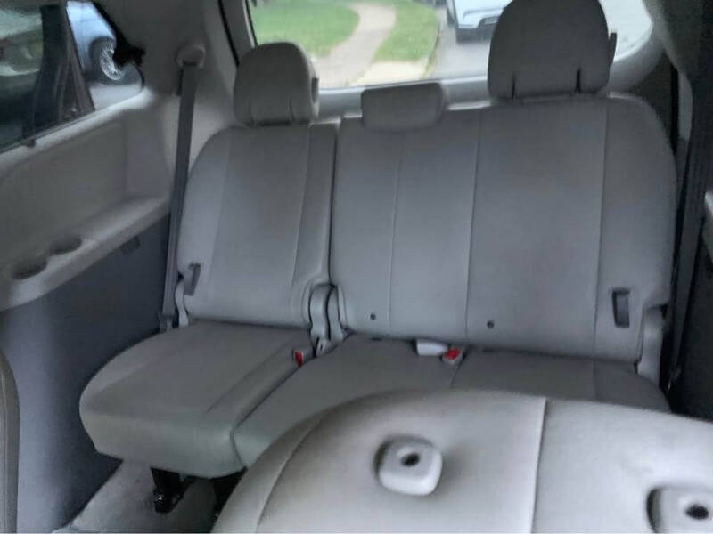 2014 Toyota Sienna XLE 7-Passenger