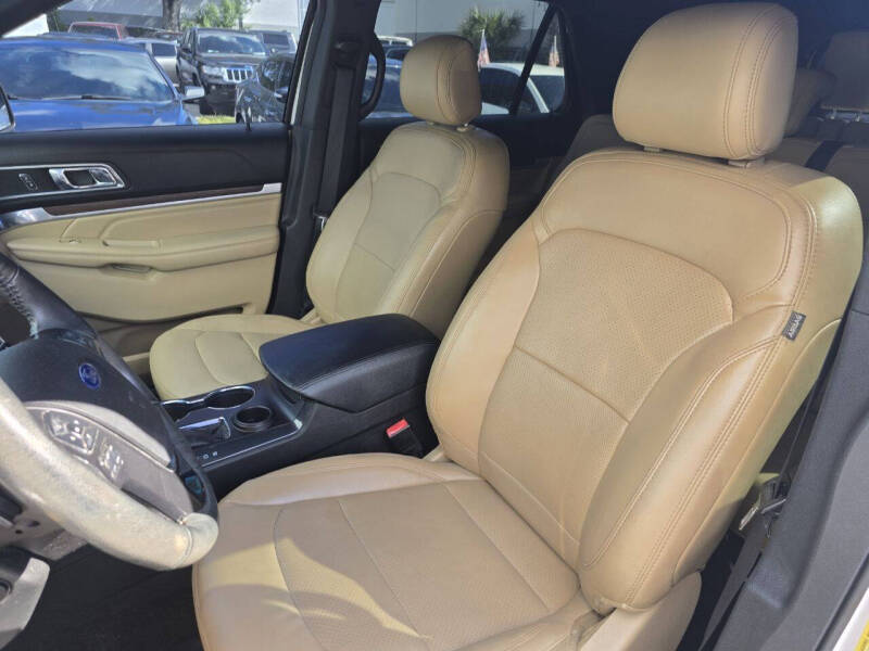 2017 Ford Explorer Limited