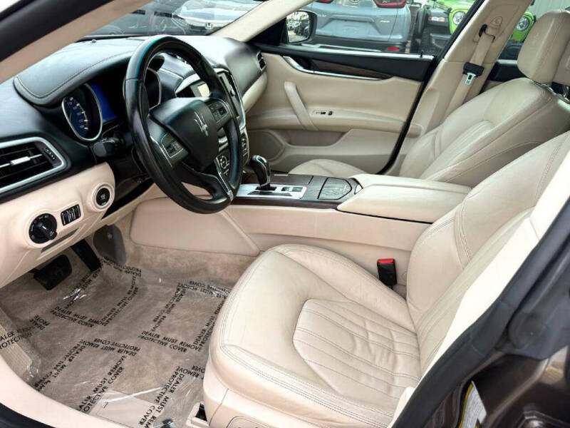 2015 Maserati Ghibli