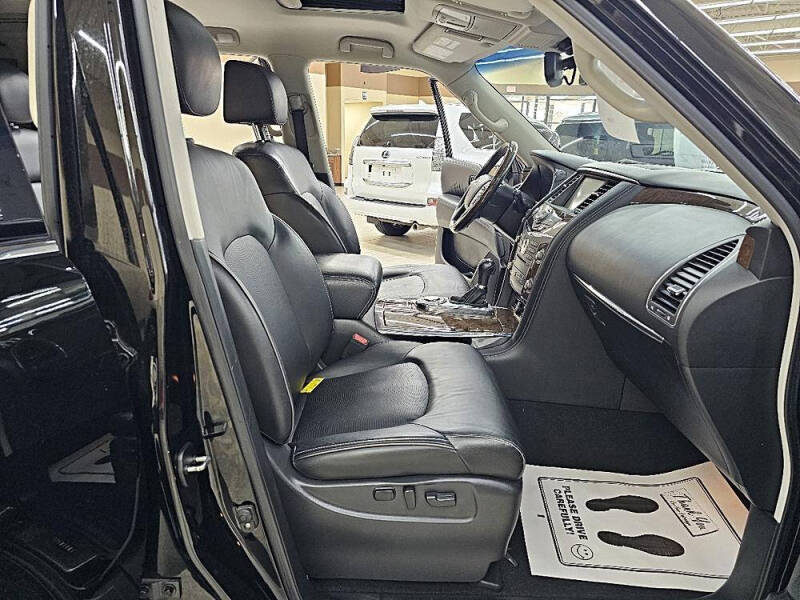 2017 Infiniti QX80