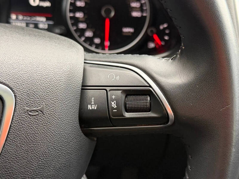 2016 Audi Q5 2.0T quattro Premium Plus