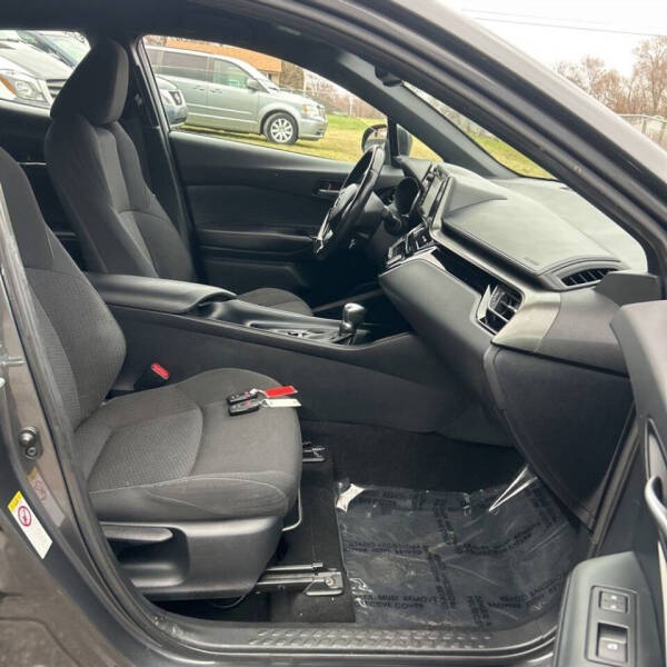 2018 Toyota C-HR XLE Premium