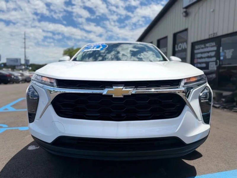 2025 Chevrolet Trax LS