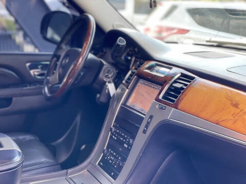 2014 Cadillac Escalade ESV Platinum