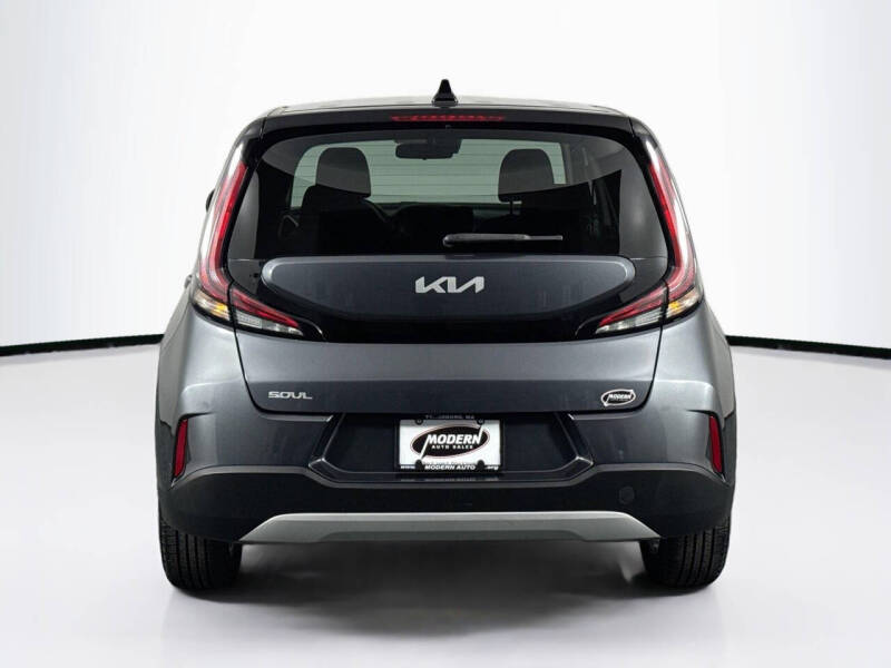 2023 Kia Soul LX